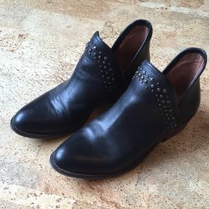 Black ankle boots size 9